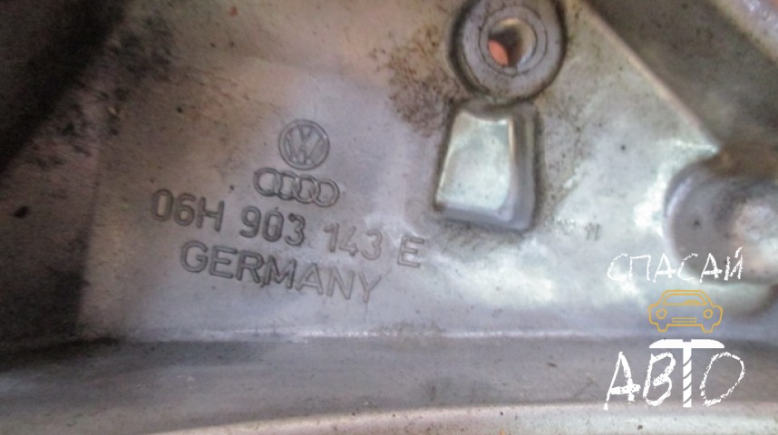 Audi Q5 Кронштейн генератора - OEM 06H903143E