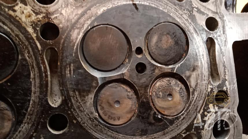 Mercedes-Benz W164 M-klasse (ML) Головка блока