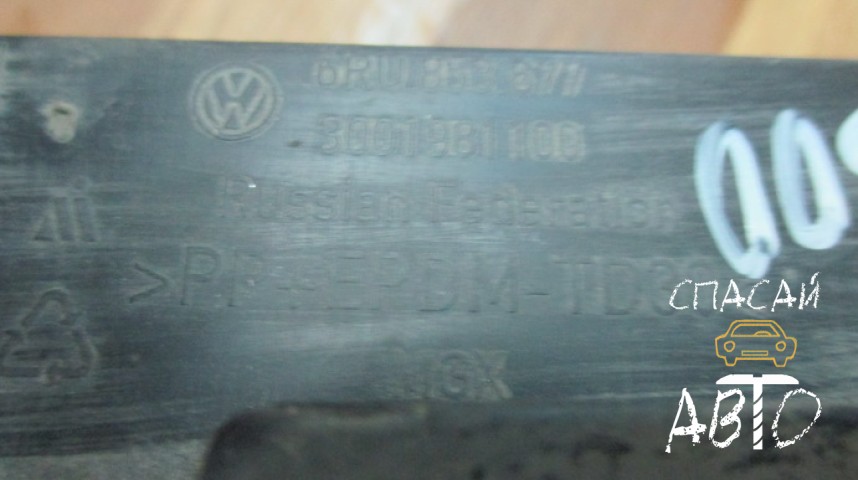 Volkswagen Polo (Sed RUS) Решетка в бампер - OEM 6RU853677