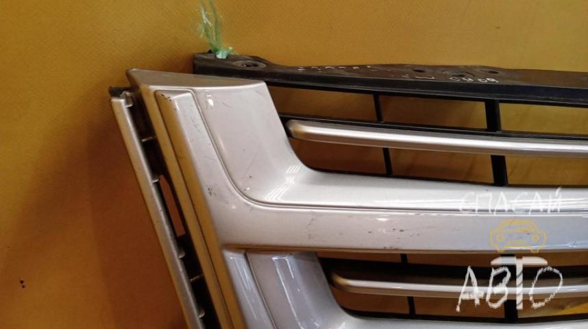 Cadillac Escalade III Решетка радиатора