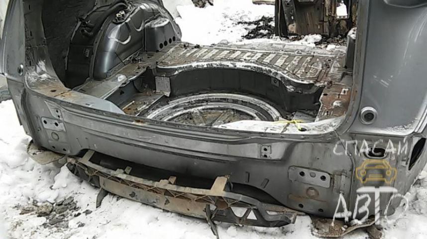 Audi Q7 (4L) Панель задняя