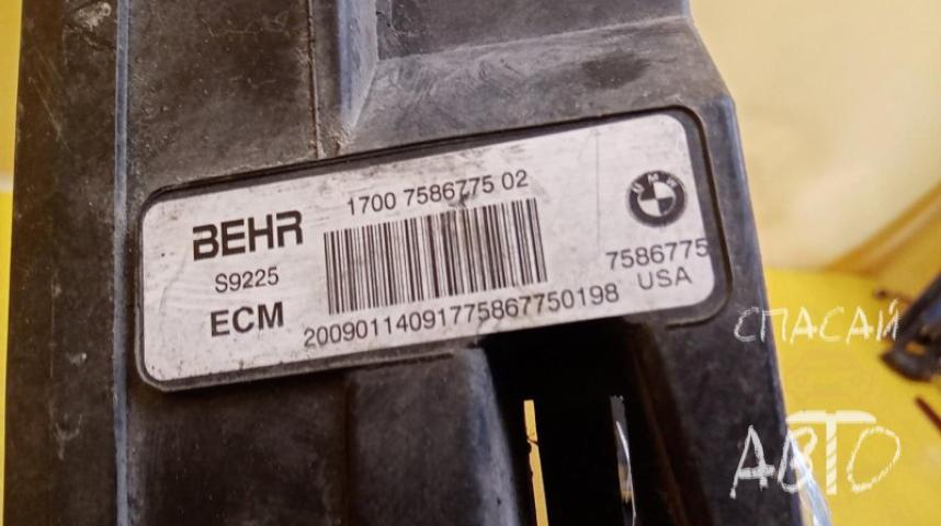 BMW X5 E53 Кронштейн радиатора