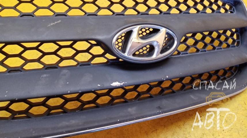 Hyundai Santa Fe (CM) Решетка радиатора