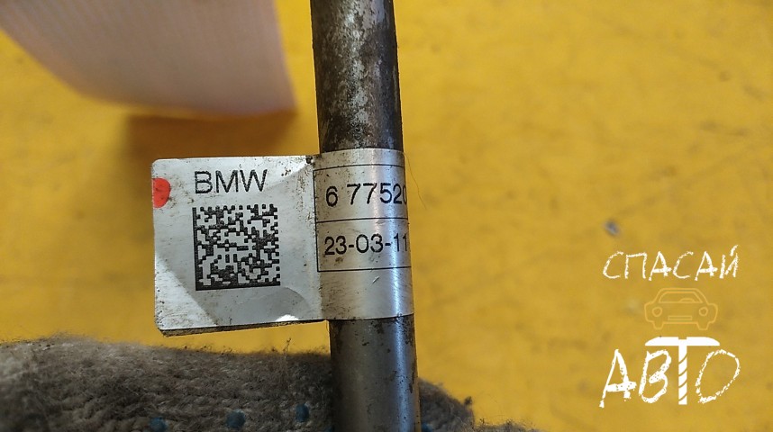 BMW 7-серия F01/F02 Трубка двигателя - OEM 6775207