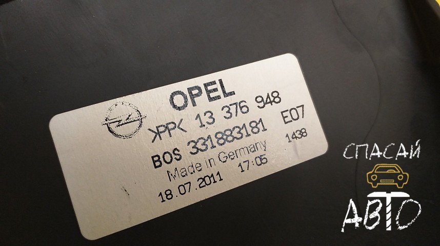 Opel Astra J Обшивка стойки - OEM 13259209