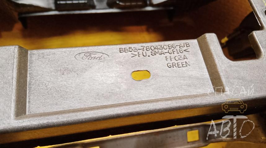 Ford Explorer Торпедо