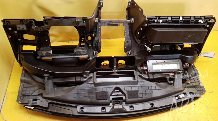 Ford Explorer Торпедо