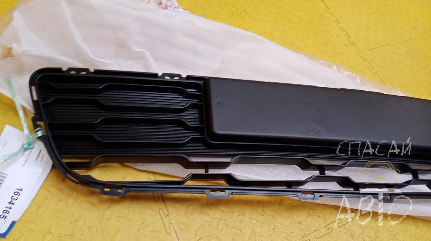 KIA Soul I Решетка в бампер