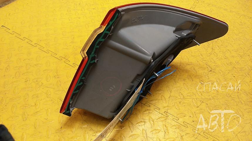 Toyota Camry V50 Фонарь задний