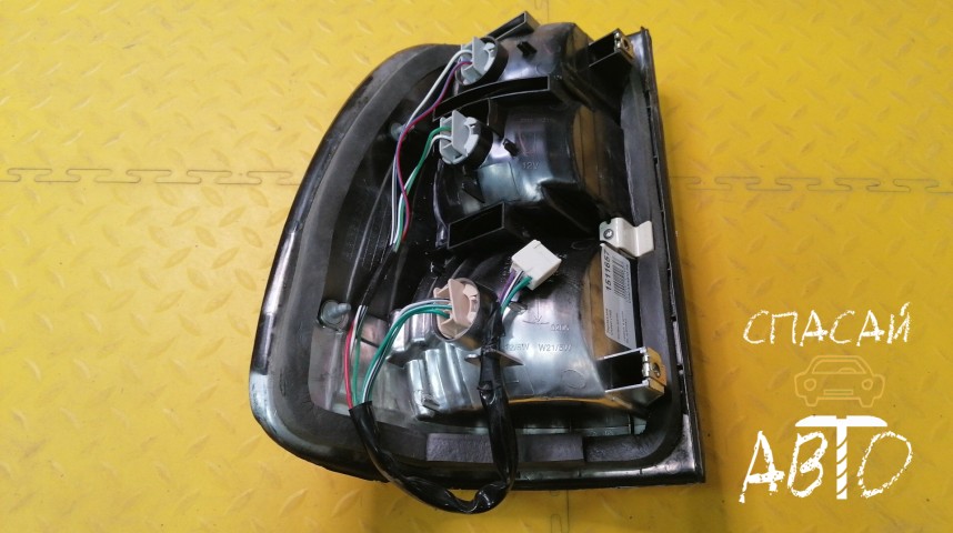 Toyota Land Cruiser (100) Фонарь задний - OEM 8155060570