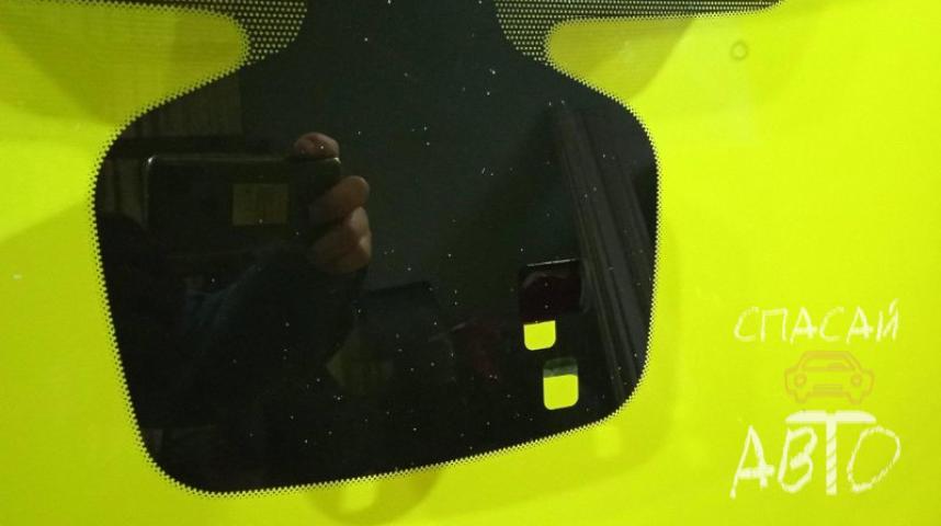 Opel Astra J Стекло лобовое (ветровое)