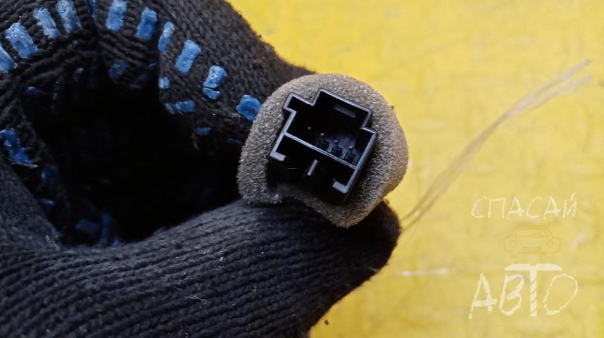 Mercedes-Benz W218 CLS Камера