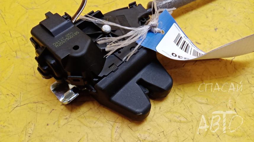 Mercedes-Benz W218 CLS Замок багажника