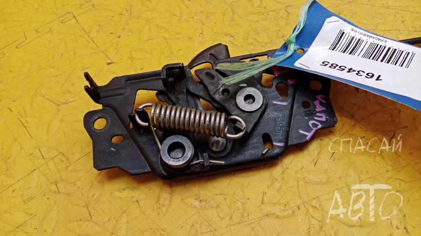 Ford Focus III Замок капота