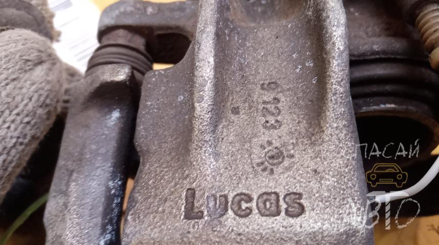 Mercedes-Benz W202 С-klasse Суппорт передний