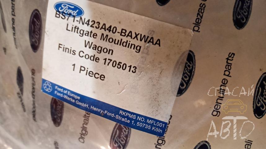 Ford Mondeo IV Накладка двери багажника