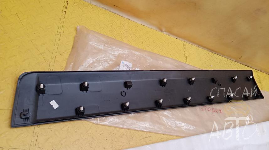 Chevrolet Captiva (C100) Накладка двери передней левой