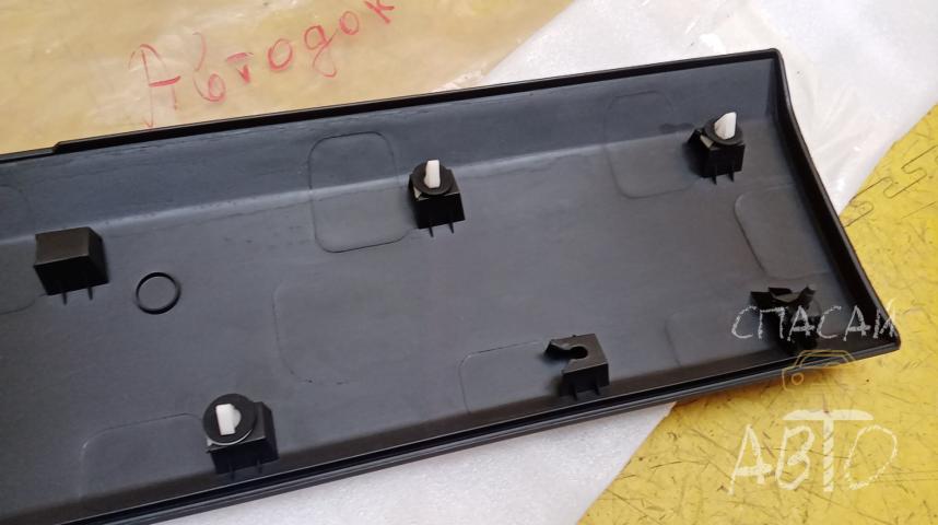 Chevrolet Captiva (C100) Накладка двери передней левой