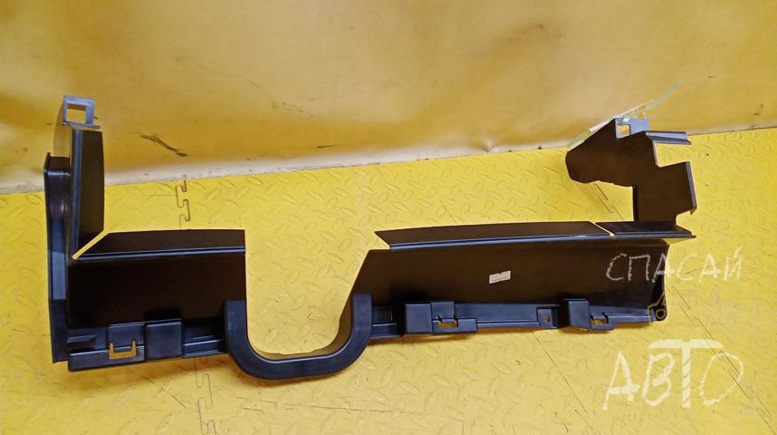 Renault Duster Воздуховод радиатора