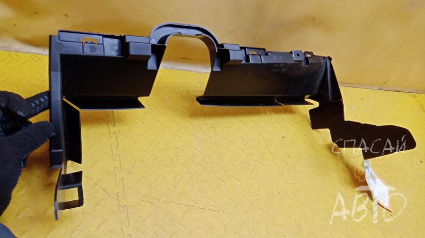 Renault Duster Воздуховод радиатора