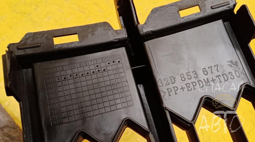 Skoda Rapid Решетка в бампер