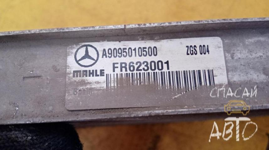 Mercedes-Benz Sprinter (901-905)/Sprinter Classic (909) Интеркулер