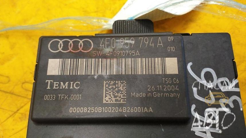 Audi A6 (C4) Блок комфорта