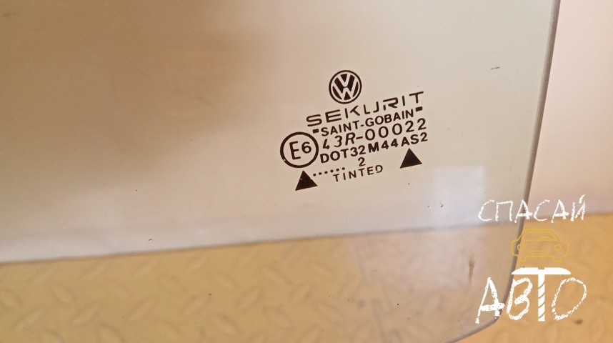 Volkswagen Passat (B3) Стекло двери задней левой - OEM 357845205
