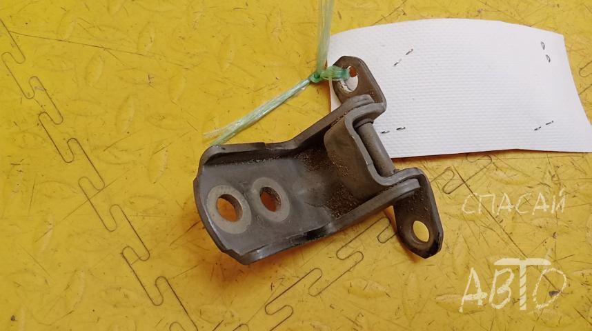 Nissan X-Trail (T31) Петля двери передней правой верхняя