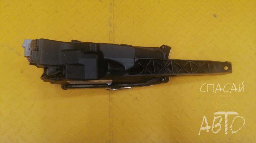 Lexus NX 200/300H Фара противотуманная