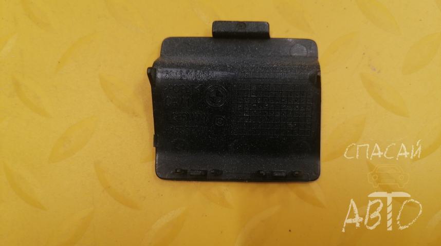 BMW 5-серия F10/F11 Заглушка буксировочного крюка