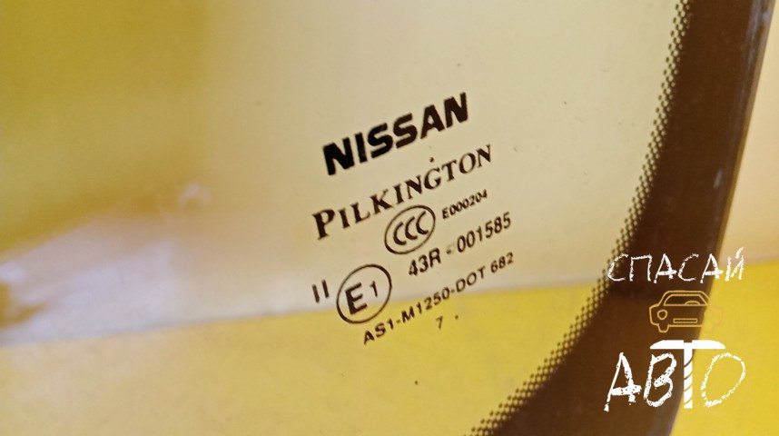 Nissan Qashqai (J10) Стекло лобовое (ветровое)