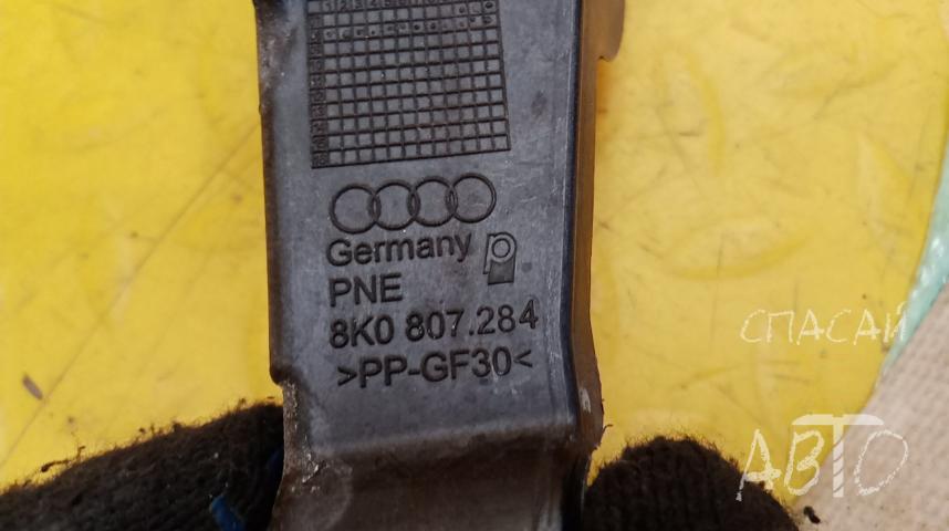 Audi A4 (B8) Кронштейн переднего бампера