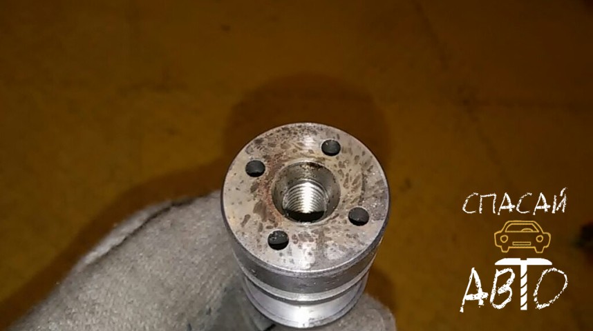 Mazda 3 (BK) Распредвал впускной - OEM L30912420