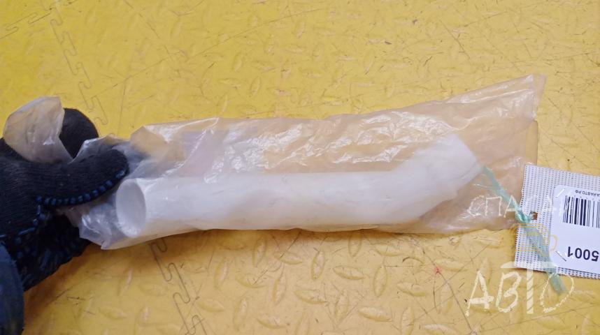 Honda Jazz Горловина бачка омывателя