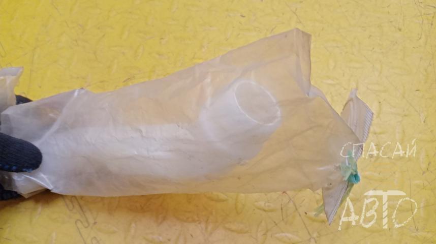 Honda Jazz Горловина бачка омывателя