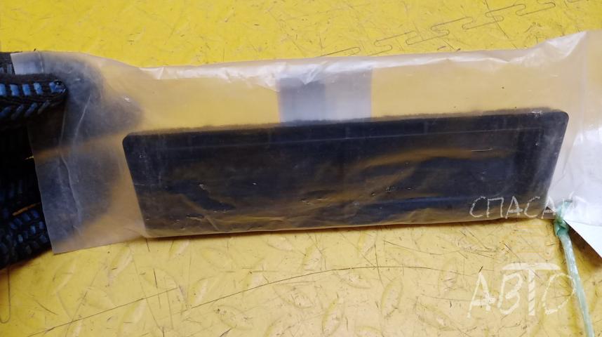 Hyundai Accent II Решетка вентиляционная