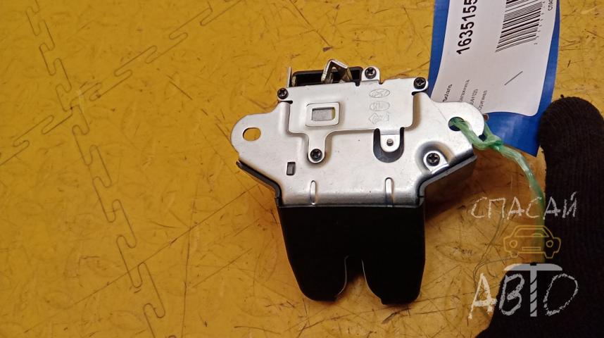 Hyundai Solaris Замок багажника