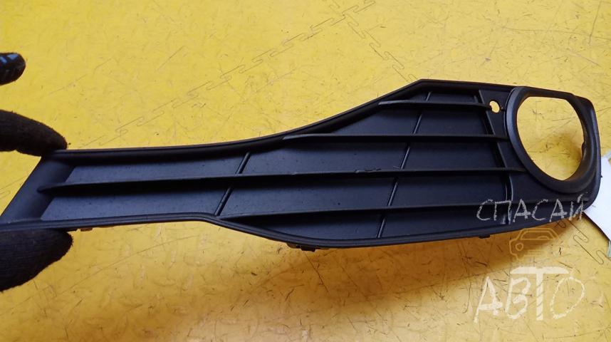 BMW 3-серия F30/F31 Решетка в бампер