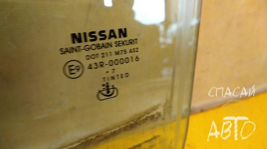 Nissan Navara (D40) Стекло двери передней левой