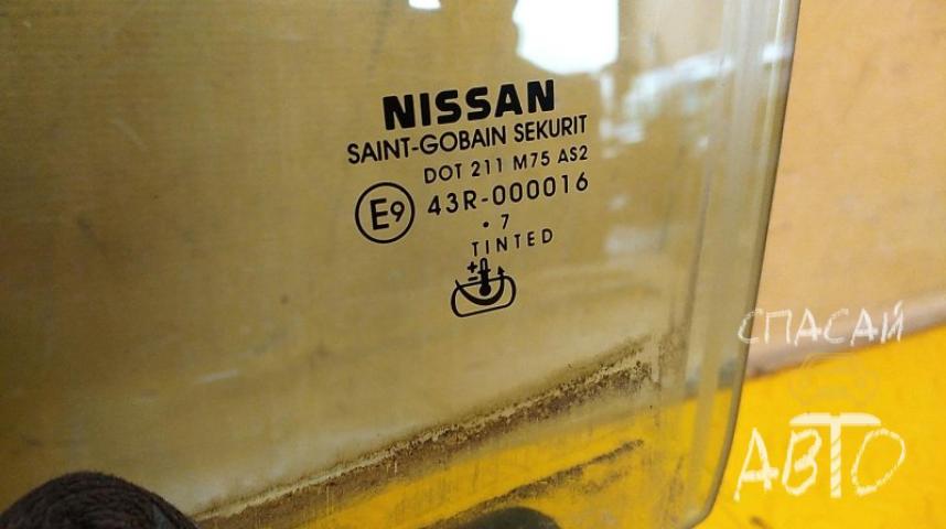 Nissan Navara (D40) Стекло двери передней левой