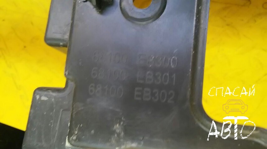 Nissan Navara (D40) Торпедо  - OEM 68100EB300