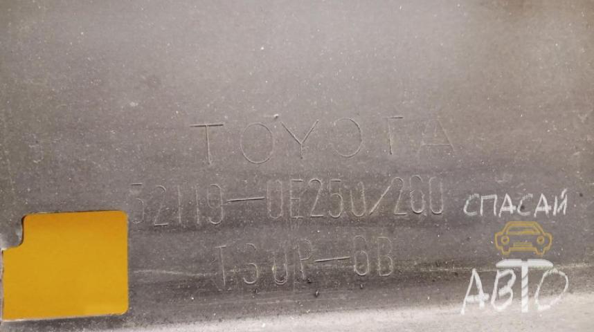 Toyota Highlander III Бампер передний
