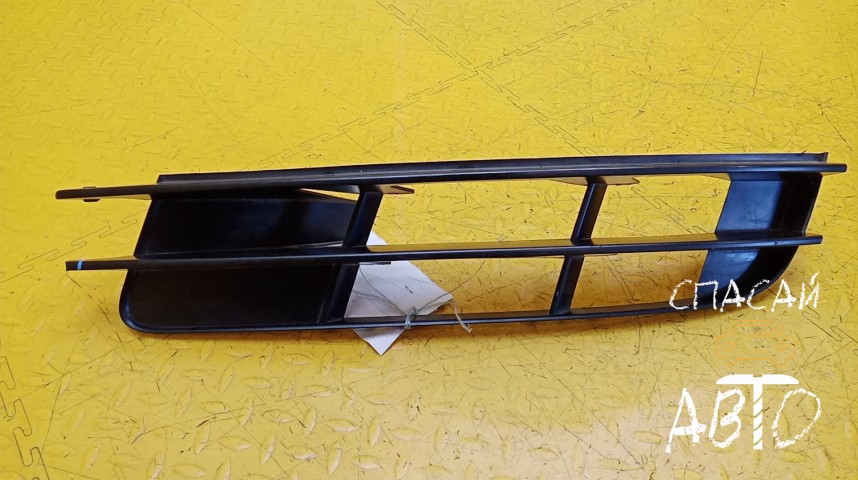 Audi Q7 (4L) Решетка в бампер - OEM 4L0807681