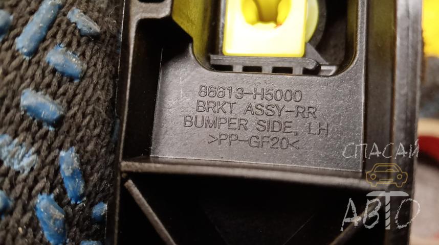 Hyundai Solaris Кронштейн заднего бампера