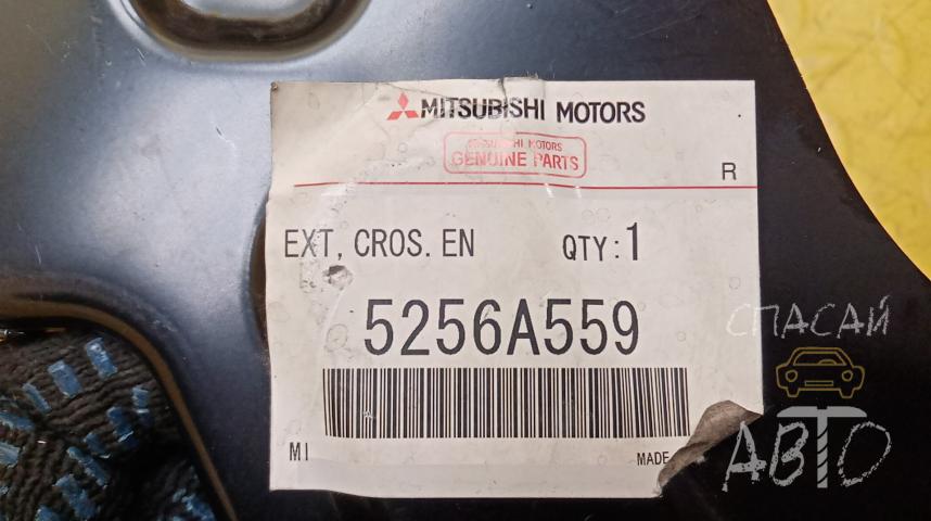 Mitsubishi Pajero/Montero IV (V8, V9) Панель передняя