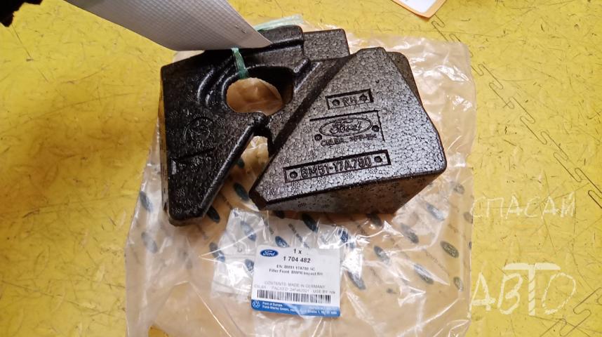 Ford Focus III Наполнитель переднего бампера