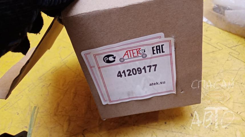 Ford Focus II Фара противотуманная