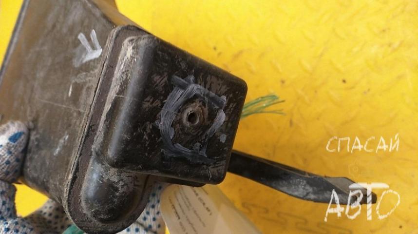 Audi A6 (C4) Абсорбер (фильтр угольный)