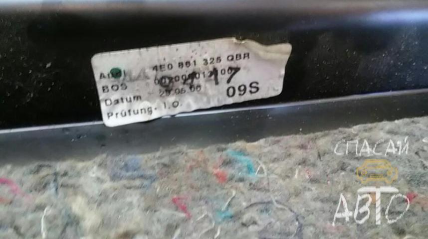 Audi A8 (4D) Полка